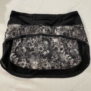 ✅Lululemon Skorts size 4